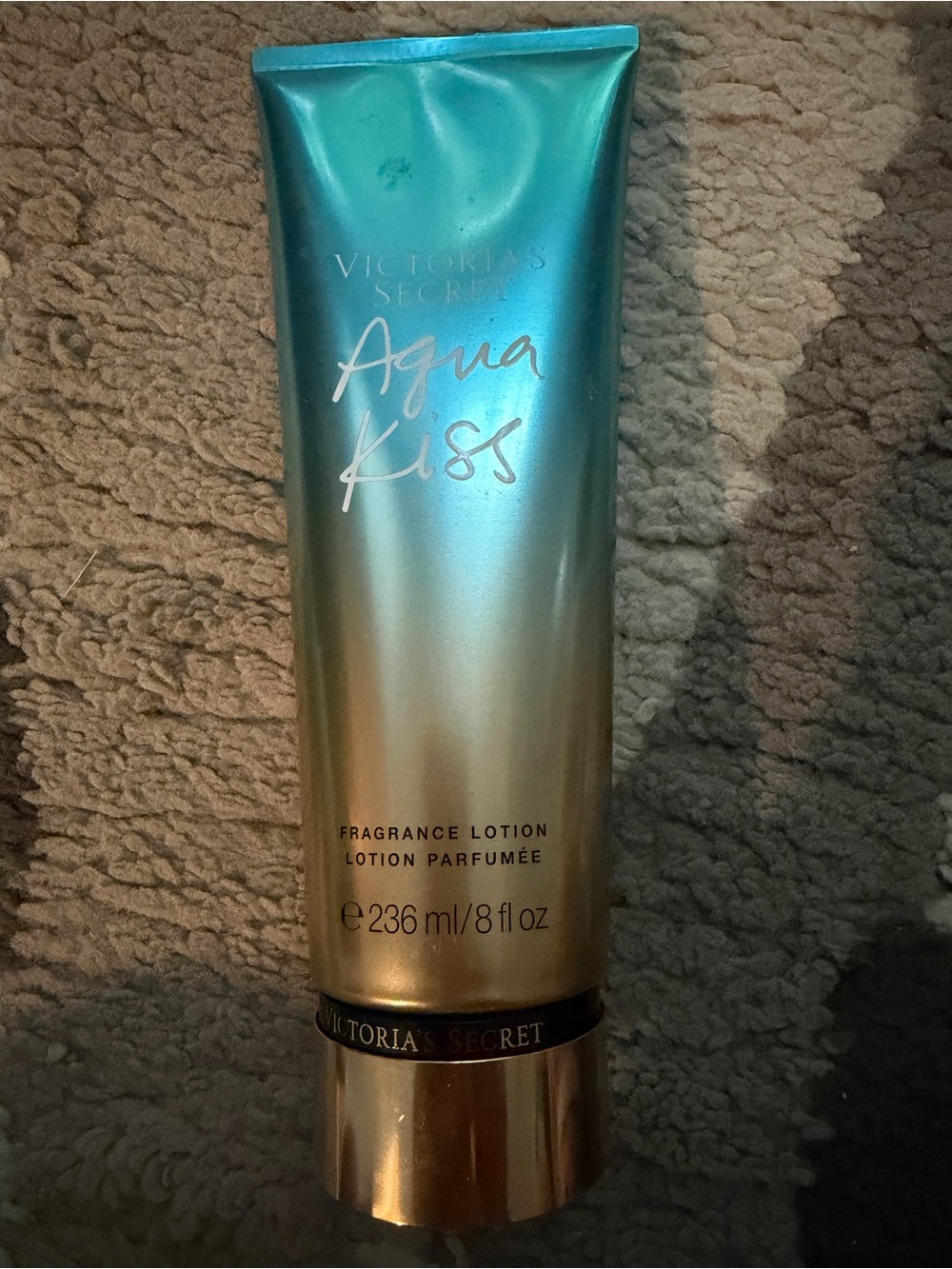 Victoria's Secret Aqua Kiss Fragrance Lotion - Teal and Gold Ombre